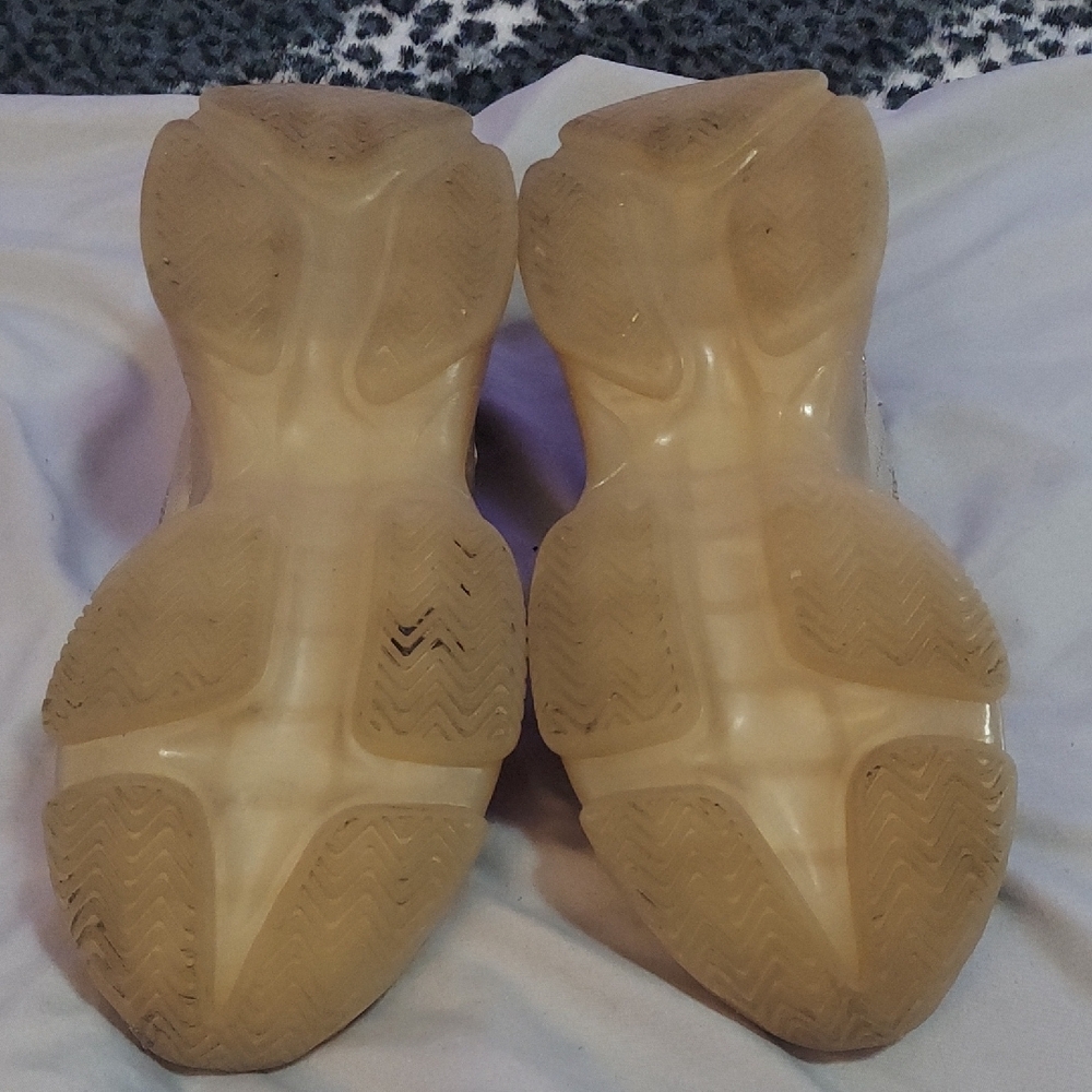 Steve Madden Sparkling Beige Sneakers - Picture 15 of 15